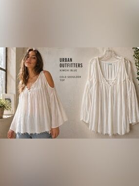 urban outfitters kimchi blue cold shoulder top size small